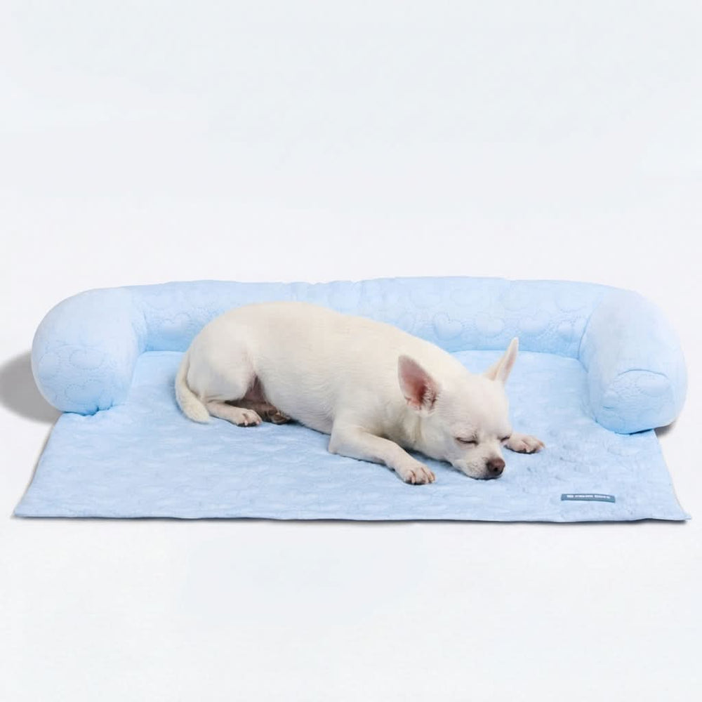 Frostcore™ Cooling Couch Cover Dog Bed - Hearts Blue – SPARK PAWS