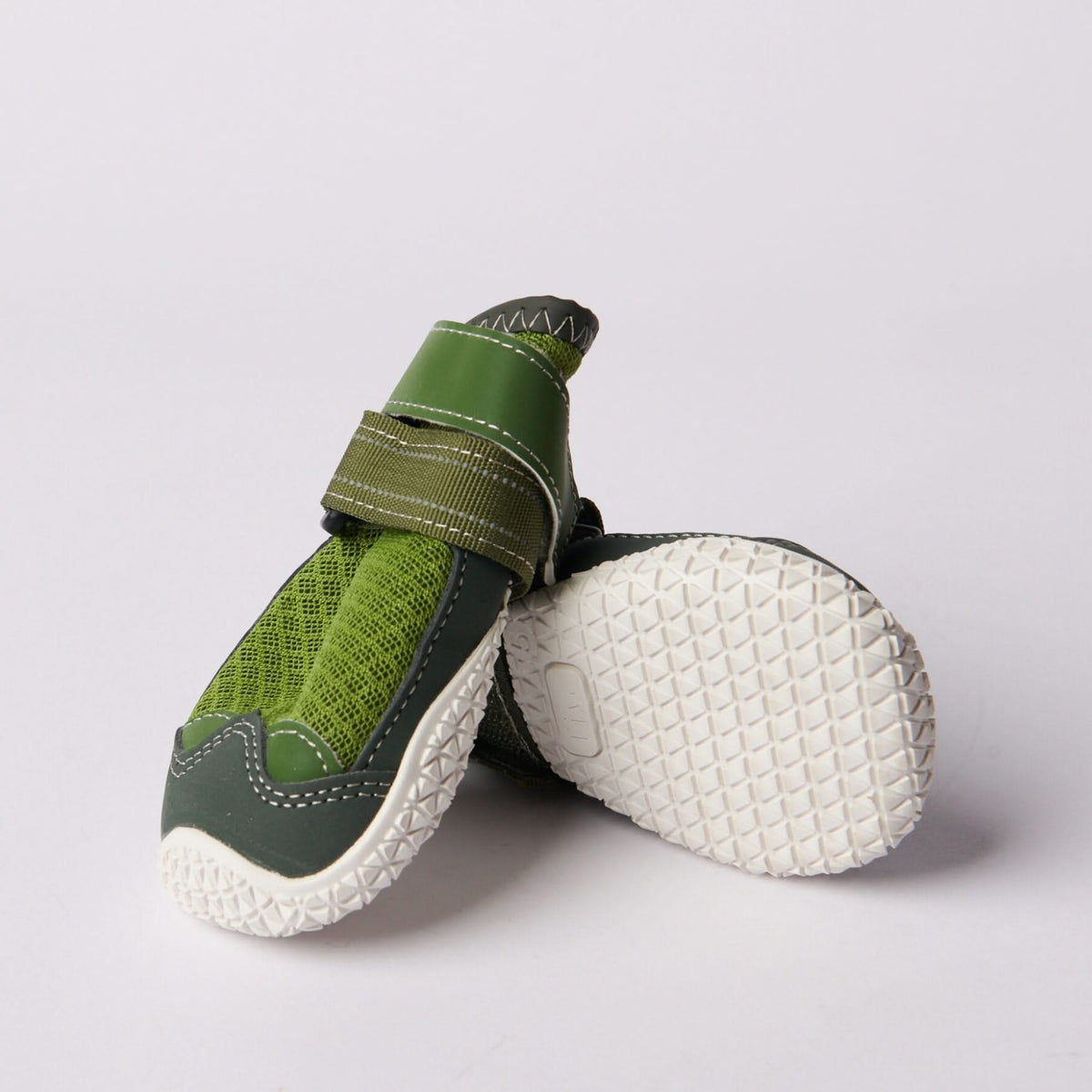 Best shoes for dog groomers deals